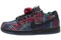 Nike SB x Nardwuar Dunk Low 'Tartan' Sneakers - II1493-600