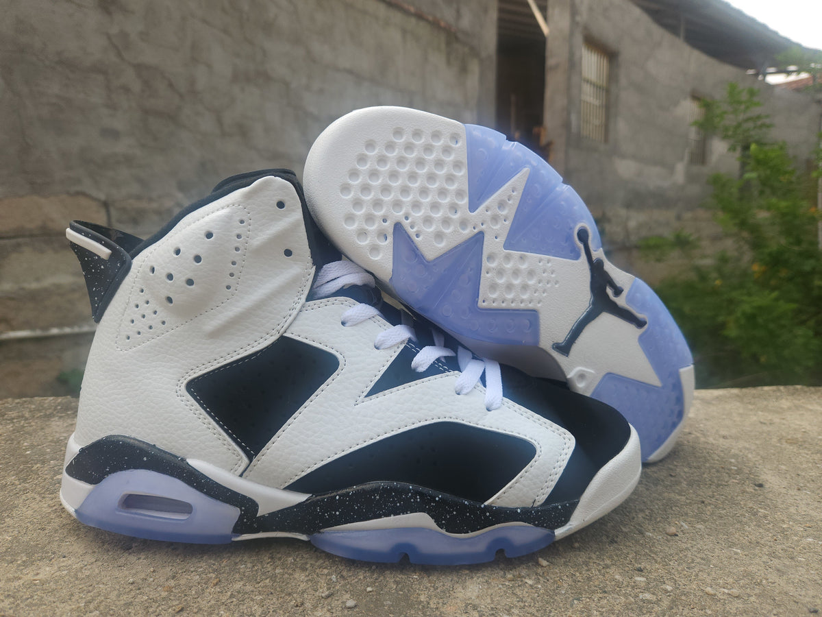 Air Jordan 6 "Oreo" Sneakers | Contrast Chronicle