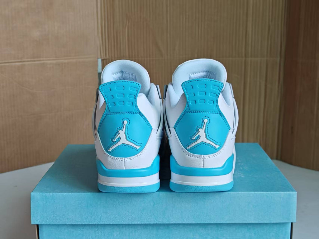 Air Jordan 4 Retro Unisex Sneakers - White/Aluminum - HV0823-100