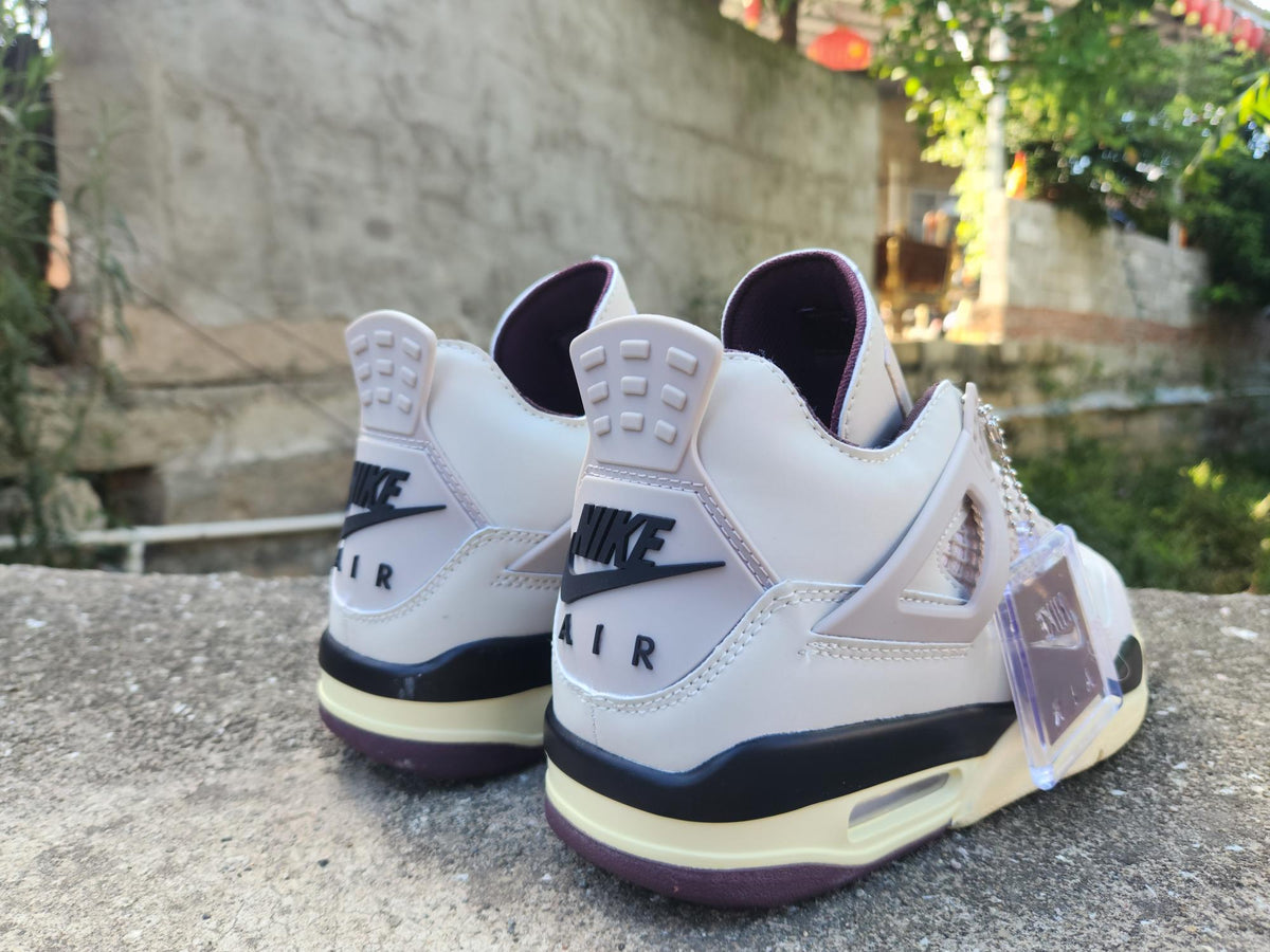 A Ma Maniére x Air Jordan 4 Sneakers - Brown/Pink