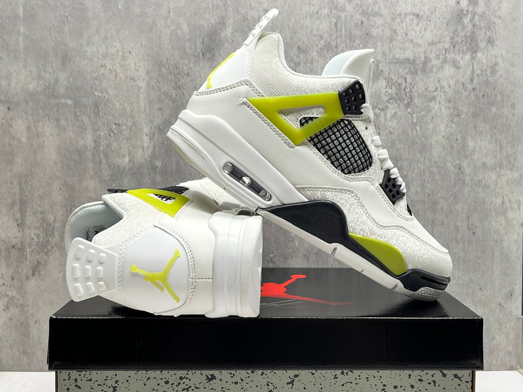 Air Jordan 4 Retro Sneakers - New Colorway