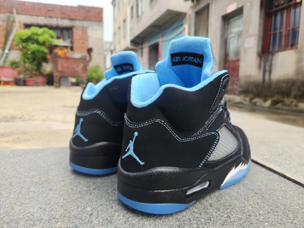 Air Jordan 5 'Black University Blue' Unisex Sneakers