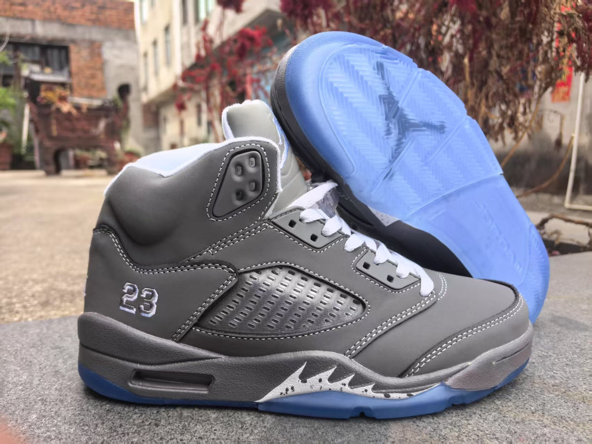 Air Jordan 5 Retro Sneakers - Grey