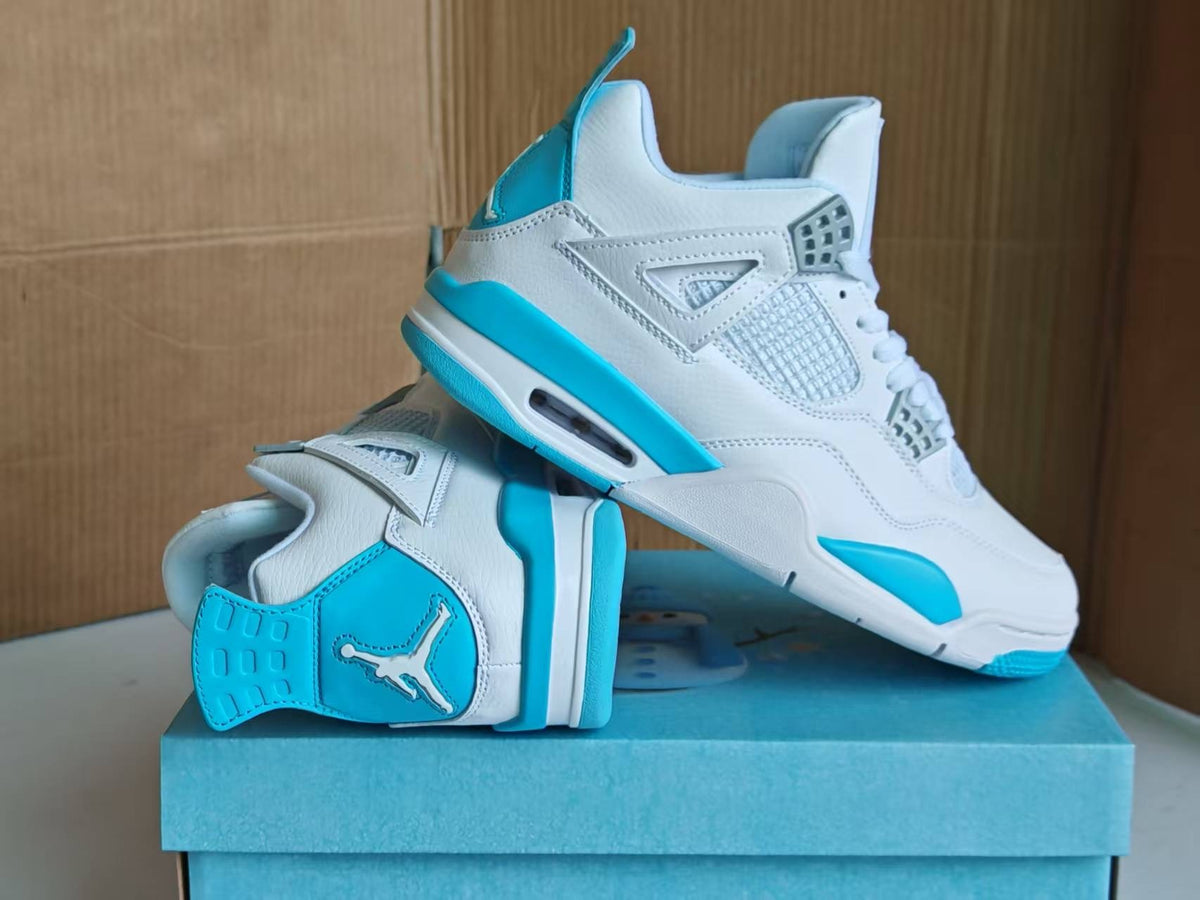 Air Jordan 4 Retro Unisex Sneakers - White/Aluminum - HV0823-100