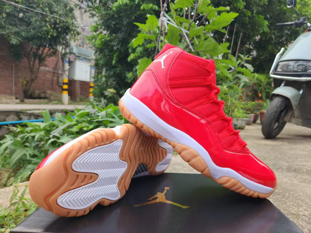 Air Jordan 11 Red | Scarlet Tempo