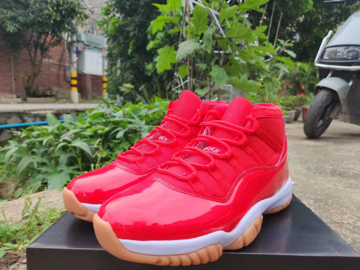 Air Jordan 11 Red | Scarlet Tempo