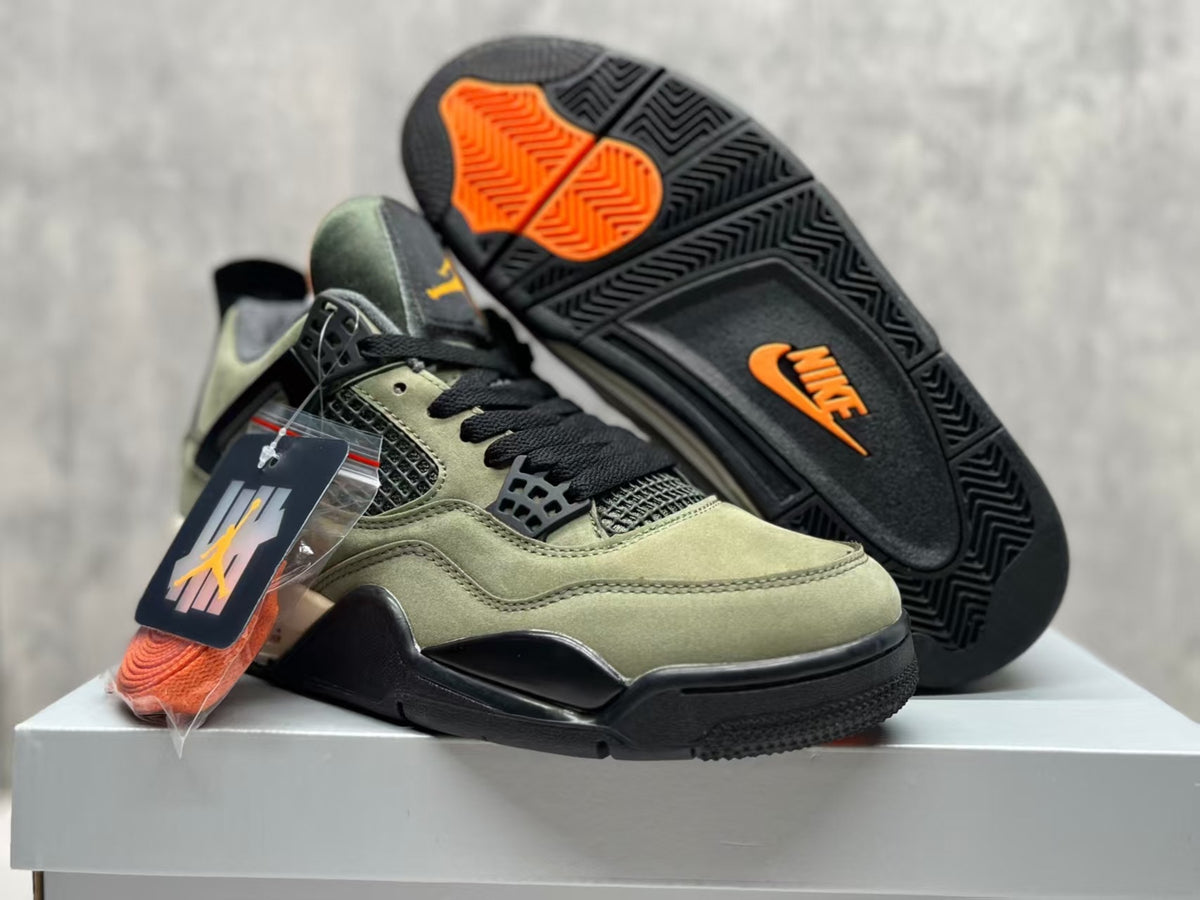 Air Jordan 4 Retro 'Silk Green' Sneakers