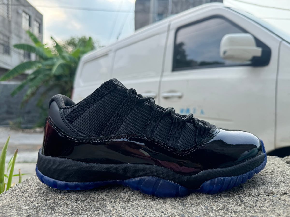 Air Jordan 11 Black Gamma Blue — Gamma Afterdark