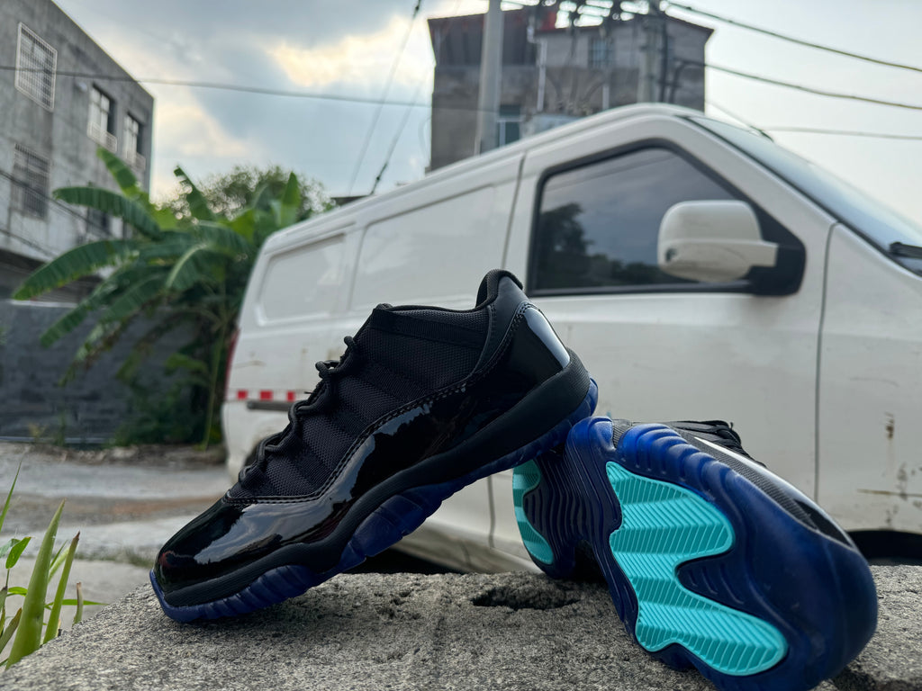Air Jordan 11 Black Gamma Blue — Gamma Afterdark