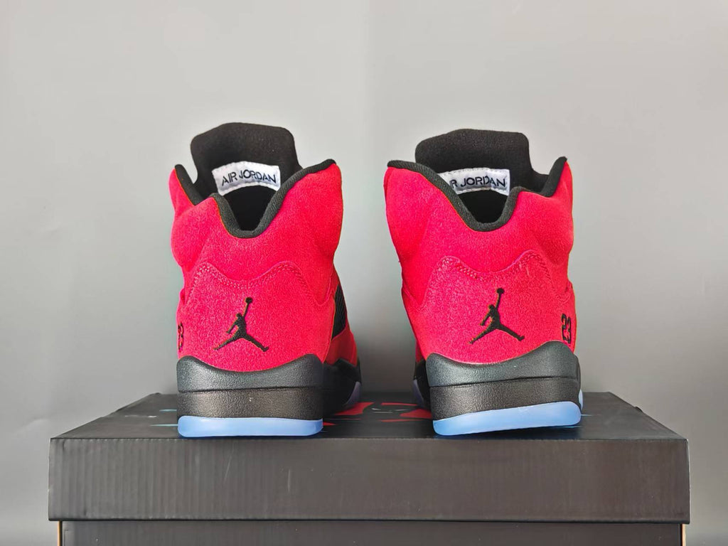 Air Jordan 5 Retro 'Batman Beyond' Unisex Sneakers - IY4876-001
