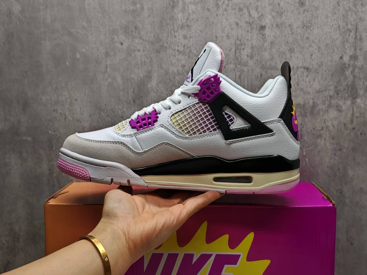 Air Jordan 4 Retro 'Comic' Unisex Sneakers - JA1135-100