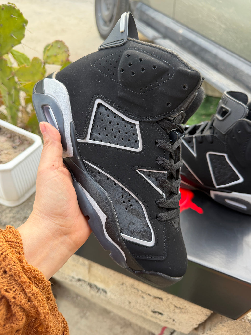 Air Jordan 6 Black & Silver | Lunar Contrast