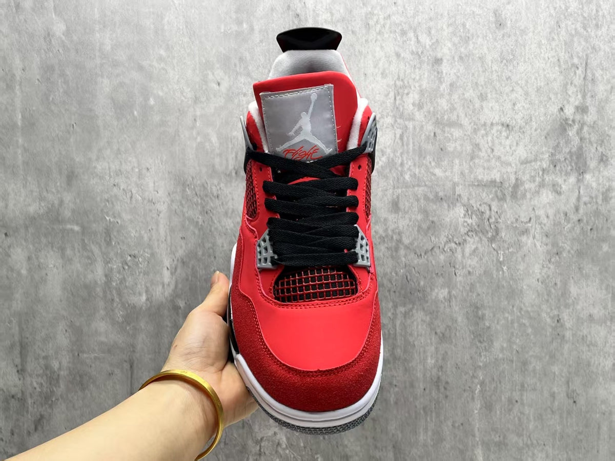 Air Jordan 4 Retro Bulls | Courtside Pulse Sneakers