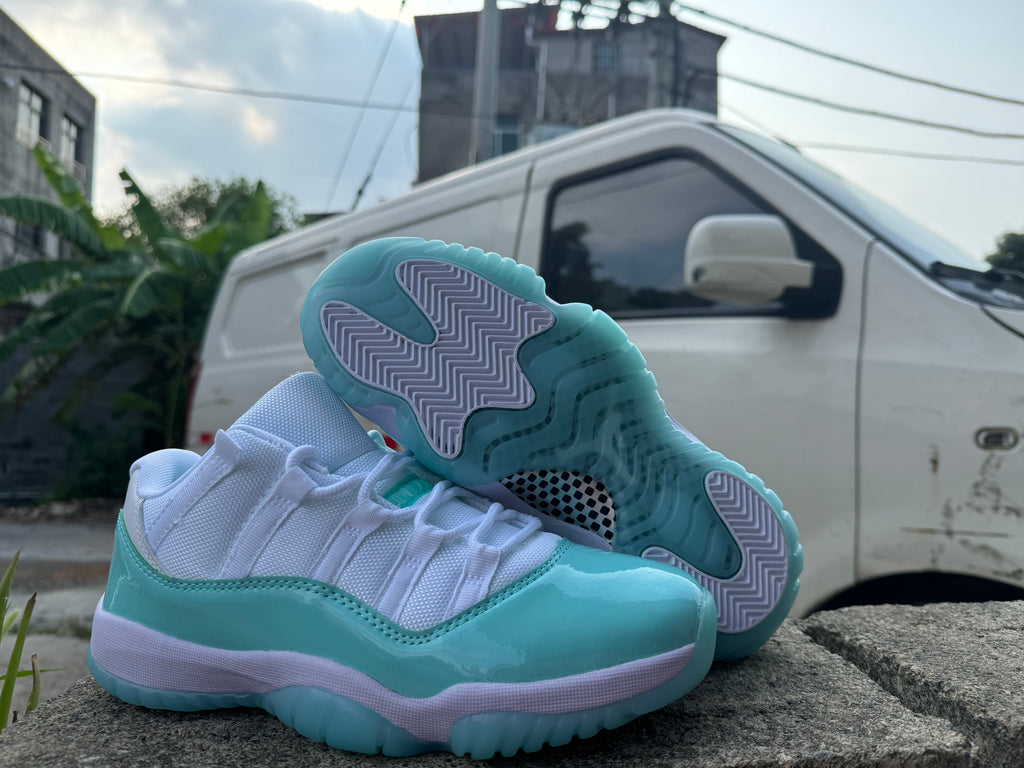 Air Jordan 11 White & Light Green | Meadow Hush