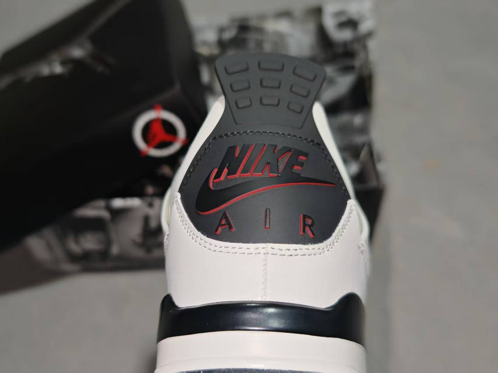 Air Jordan 4 Retro 'Flight Club' Unisex Sneakers - IM4002-100