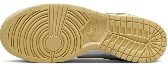 Nike Dunk Low 'Team Gold' Sneakers - DV0833-100